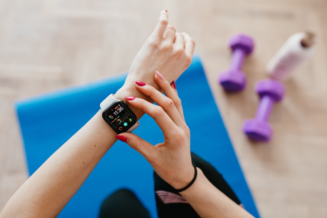 How to Use Wearable Fitness Tech to Actually Transform Your Results in 2025